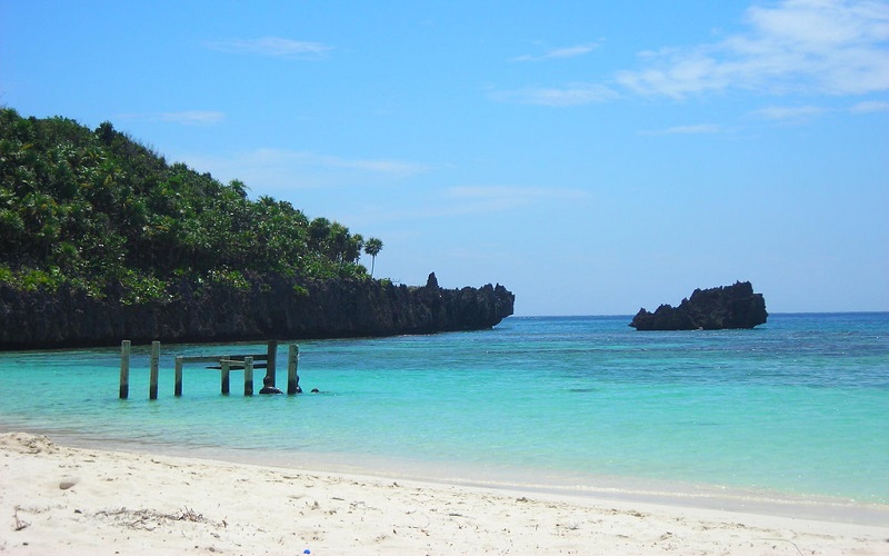 impressive islands in Honduras