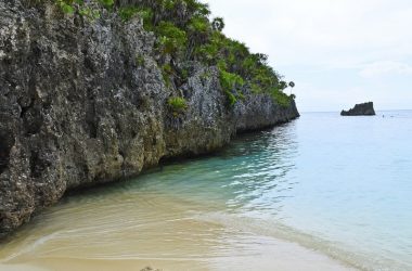 impressive islands in Honduras