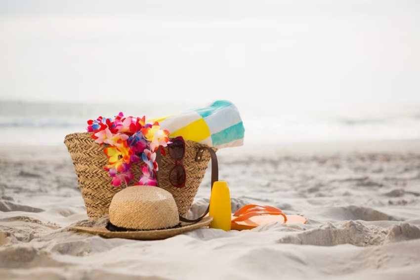 Modern beach wedding baskets